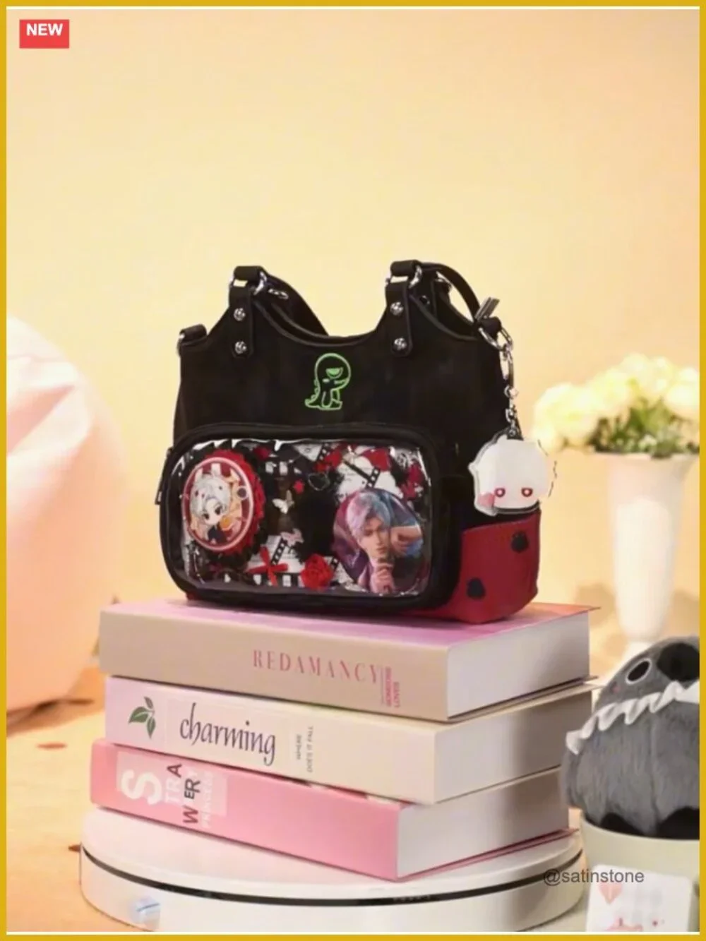 Cosplay Itabag with Crossbody Strap, Waterproof Fabric, Pin Board Display Bag